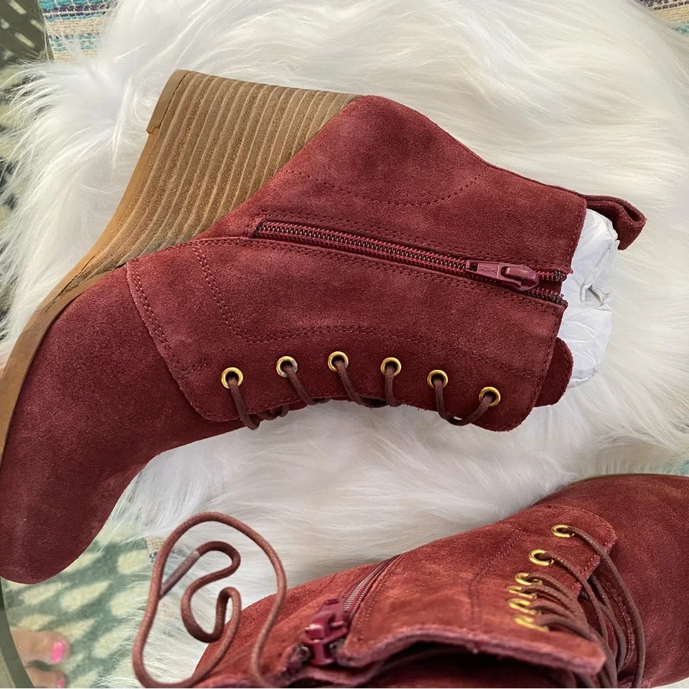 Women's Diba Blake Suede bootie burgundy size 7.5